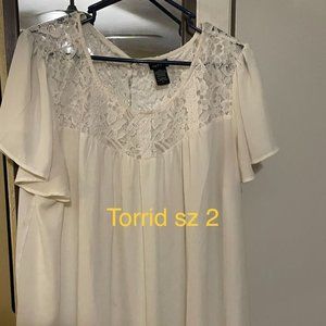 Torrid White Lace Chiffon Blouse size 2